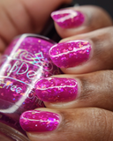Peace Out from the “Prismatic Sticker” Collection 5-free 15ml