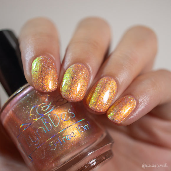 Luminous Dream from the “Aura” Collection 5-free 15ml