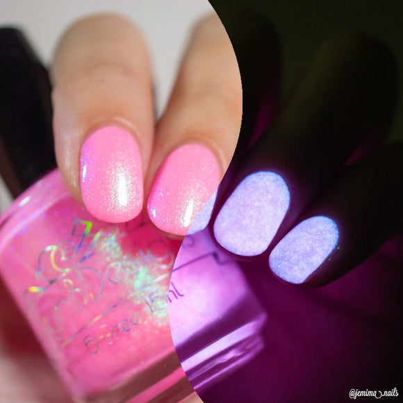 Strawberry Milk Tea from the “Silly Little Drinks” Collection 5-free 15ml