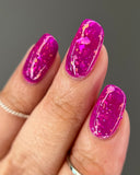 Peace Out from the “Prismatic Sticker” Collection 5-free 15ml